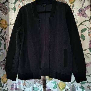 Women's Black and Gray Jacket